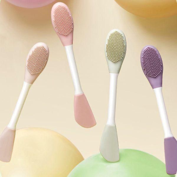 Mask applicator and scrubber